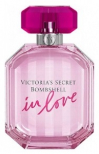 Victoria`s Secret Bombshell In Love