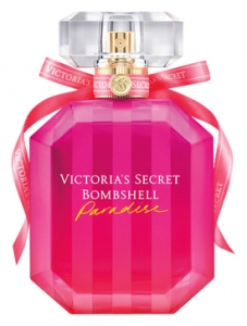 Victoria`s Secret Bombshell in Paradise