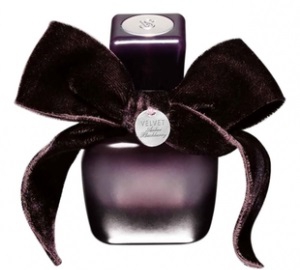 Victoria`s Secret Velvet Amber Blackberry